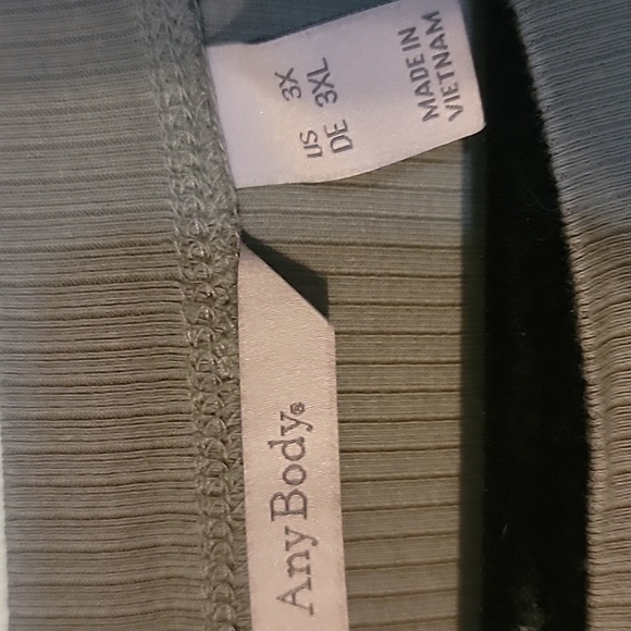 AnyBody blouse - Picture 3 of 3